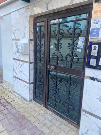 GÜVENAY - ÇORUM KALE MAHALLESİ LOZANEVLER ARKASI SATILIK DAİRE 