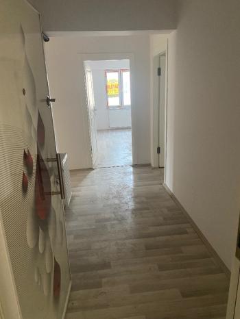 GÜVENAY - ÇORUM KALE MAHALLESİ LOZANEVLER ARKASI SATILIK DAİRE 