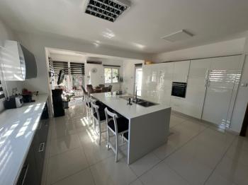 METEHAN' DA 4+1 VİLLA 