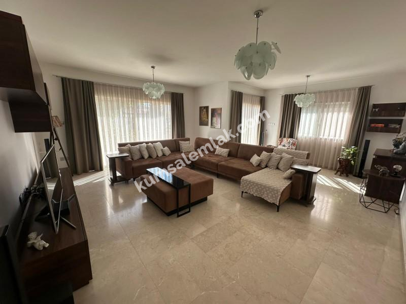 METEHAN' DA 4+1 VİLLA 