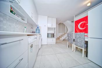 Girne Alsancak'da Site İçinde Kiralık 1+1 Bahçeli Daire