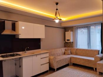 AFYON ÜÇOK EMLAKTAN ERENLER MAH 1+1 KİRALIK EŞYALI DAİRE 