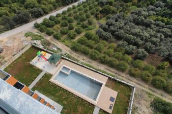 ASLAN'DAN DOĞA VE DENİZ MANZARALI GENİŞ METRAJLI SIFIR 2+1