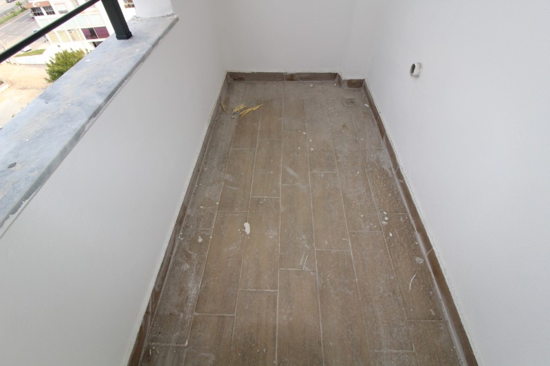 ASLAN'DAN DOĞA VE DENİZ MANZARALI GENİŞ METRAJLI SIFIR 2+1