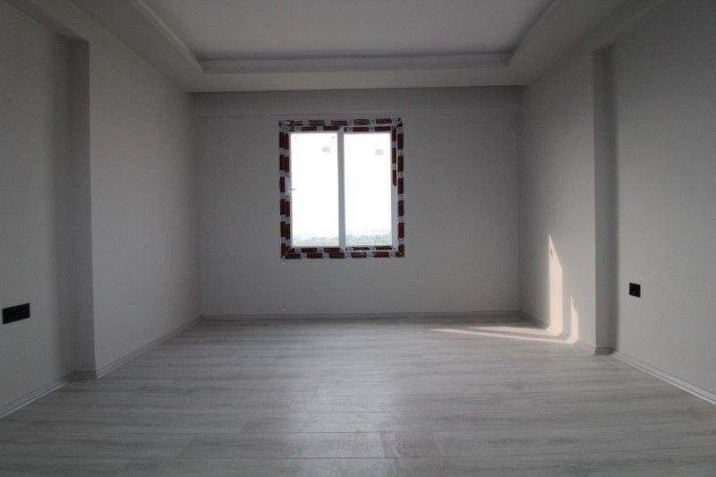 ASLAN'DAN DOĞA VE DENİZ MANZARALI GENİŞ METRAJLI SIFIR 2+1