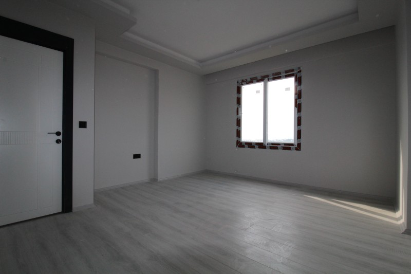 ASLAN'DAN DOĞA VE DENİZ MANZARALI GENİŞ METRAJLI SIFIR 2+1