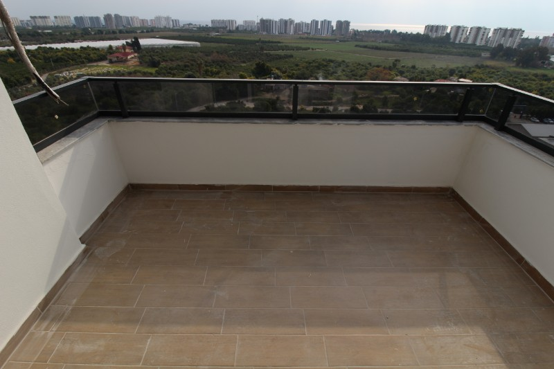 ASLAN'DAN DOĞA VE DENİZ MANZARALI GENİŞ METRAJLI SIFIR 2+1