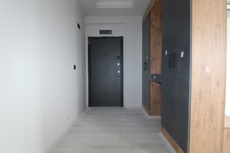 ASLAN'DAN DOĞA VE DENİZ MANZARALI GENİŞ METRAJLI SIFIR 2+1