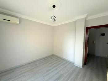 Didim Merkezde Ayrı Mutfaklı 2+1 Ara Kat Daire