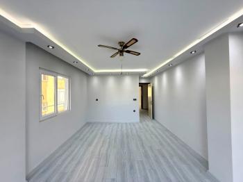 Didim Merkezde Ayrı Mutfaklı 2+1 Ara Kat Daire