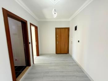 Didim Merkezde Ayrı Mutfaklı 2+1 Ara Kat Daire