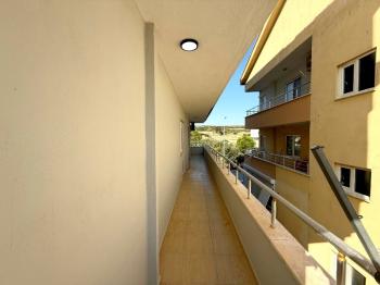 Didim Merkezde Ayrı Mutfaklı 2+1 Ara Kat Daire