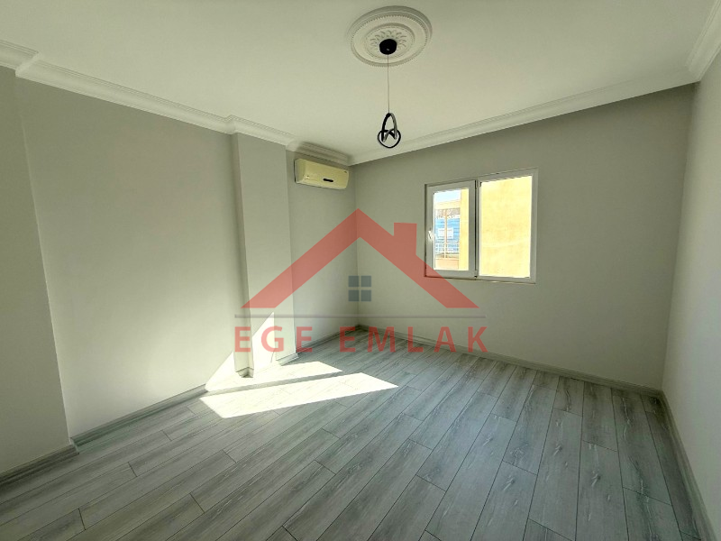 Didim Merkezde Ayrı Mutfaklı 2+1 Ara Kat Daire