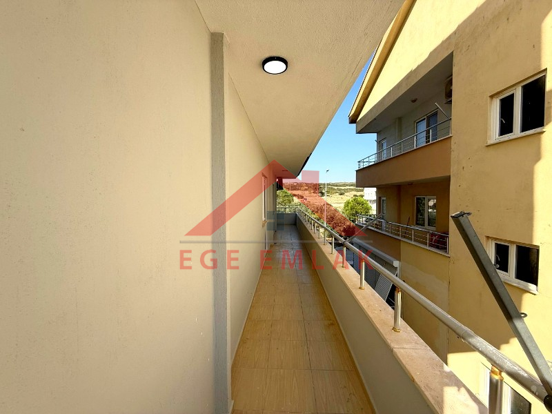 Didim Merkezde Ayrı Mutfaklı 2+1 Ara Kat Daire