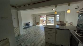 Bornova Süvari cad. satılık 2+1 geniş daire