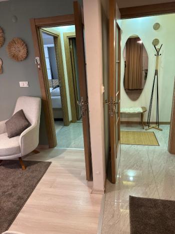 Bahçelievler metrobüs yürüme mesafesi ful eşyalı 1+1 fatura dahil 