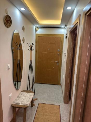 Bahçelievler metrobüs yürüme mesafesi ful eşyalı 1+1 fatura dahil 