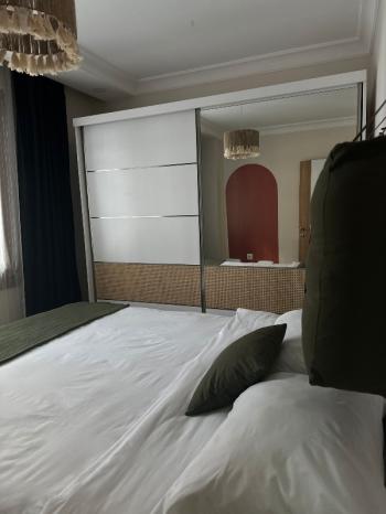 Bahçelievler metrobüs yürüme mesafesi ful eşyalı 1+1 fatura dahil 