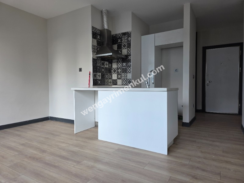 METROBÜSE YÜRÜME 2+1 REZİDANS DAİRE!