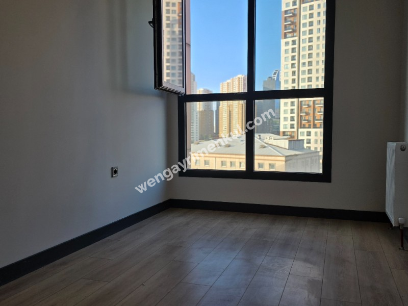 METROBÜSE YÜRÜME 2+1 REZİDANS DAİRE!