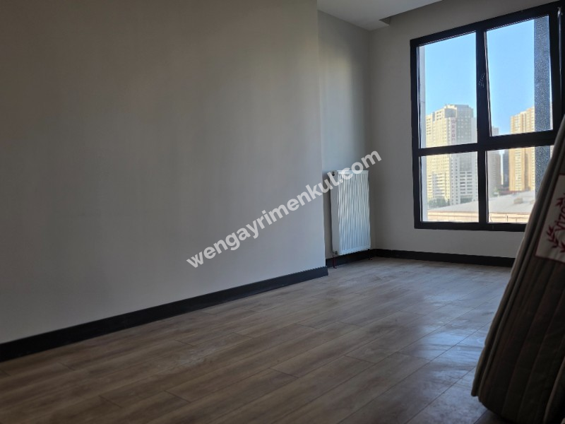 METROBÜSE YÜRÜME 2+1 REZİDANS DAİRE!