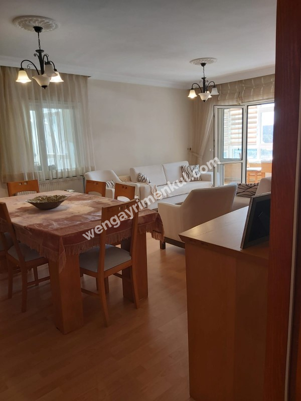 BOSTANCI KÖPRÜSÜ ÜZERİNDE METRONUN DİBİNDE