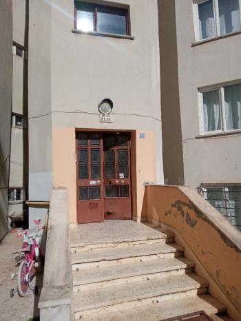 GÜVENAY - ÇORUM KALE MAHALLESİ LOZANEVLER SİTESİ SATILIK DAİRE