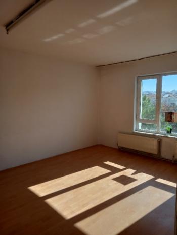 GÜVENAY - ÇORUM GÜLABİBEY BEYTEPE CAMİİ CİVARI 2+1 KİRALIK DAİRE