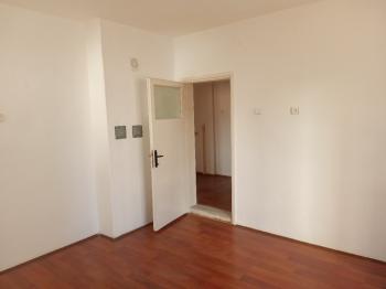 GÜVENAY - ÇORUM GÜLABİBEY BEYTEPE CAMİİ CİVARI 2+1 KİRALIK DAİRE