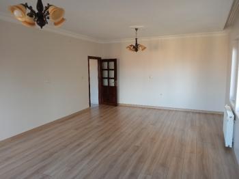 GÜVENAY - ÇORUM ULUKAVAK  FATİH CADDESİ ÜZERİ 3+1 KİRALIK DAİRE