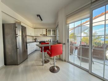 Girne Edremit  Kiralık  2+2 Villa 