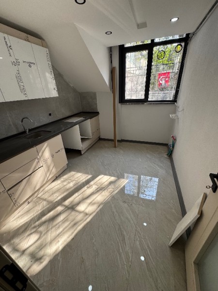Alibeyköy Çarşı İçi 2+1 Güneş Gören Bahçe Katı Sıfır Satılık Daire