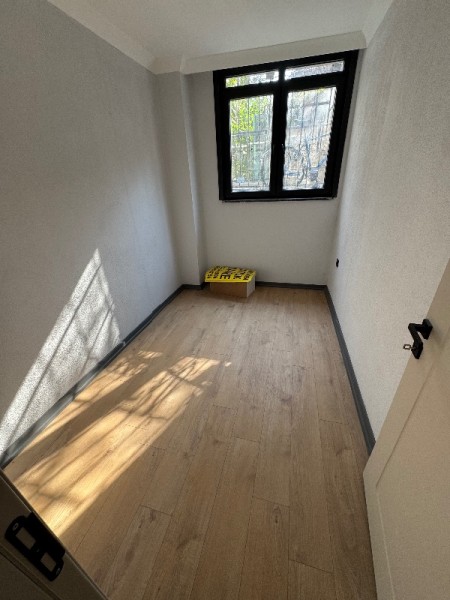 Alibeyköy Çarşı İçi 2+1 Güneş Gören Bahçe Katı Sıfır Satılık Daire