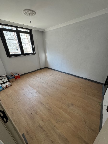 Alibeyköy Çarşı İçi 2+1 Güneş Gören Bahçe Katı Sıfır Satılık Daire