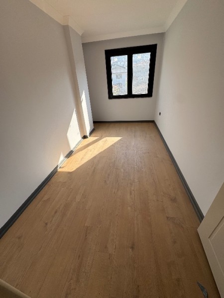 Alibeyköy Merkez’de Asansörlü 1.Kat Sıfır Satılık Daire