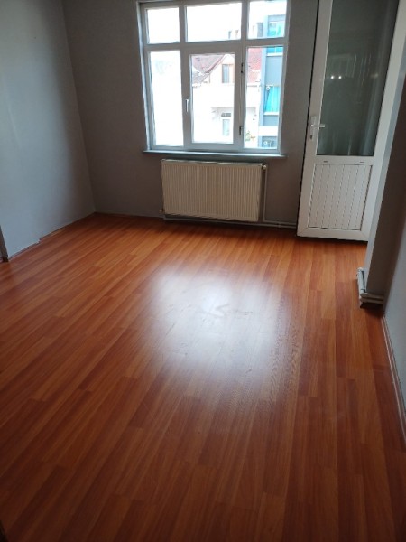 Yeşilpınar'da Metro'ya 5 Dk 90 m2 Balkonlu Kiralık Daire