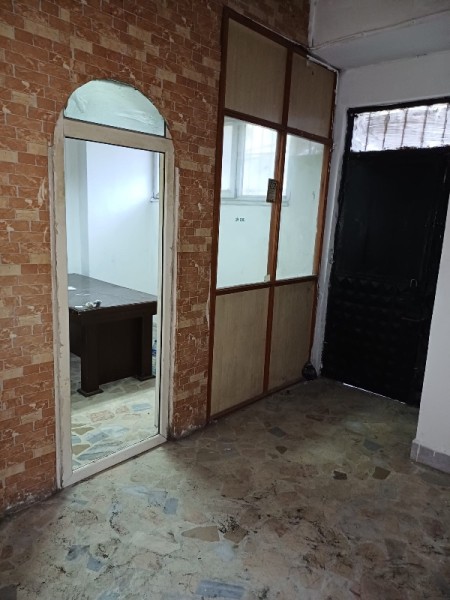 Yeşilpınar'da 100 m2 Tekstile Uygun Giriş Altı Kiralık Dükkan