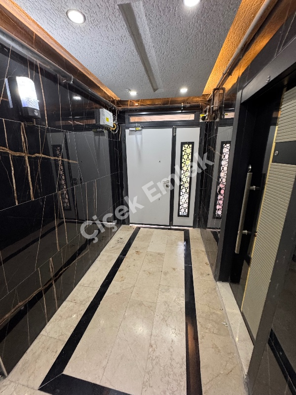 Alibeyköy Çarşı İçi 2+1 Güneş Gören Bahçe Katı Sıfır Satılık Daire