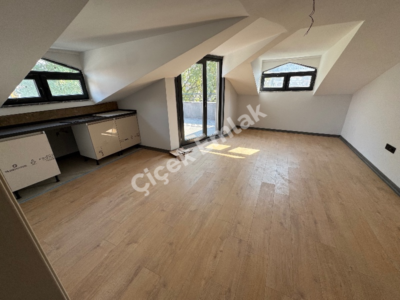 Alibeyköy Merkez’de Asansörlü 4+2 Sıfır Satılık Dubleks