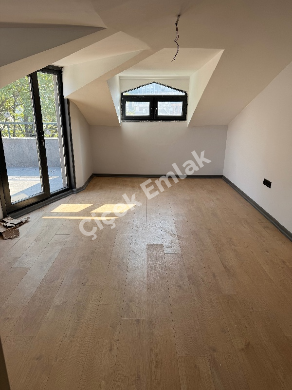 Alibeyköy Merkez’de Asansörlü 4+2 Sıfır Satılık Dubleks