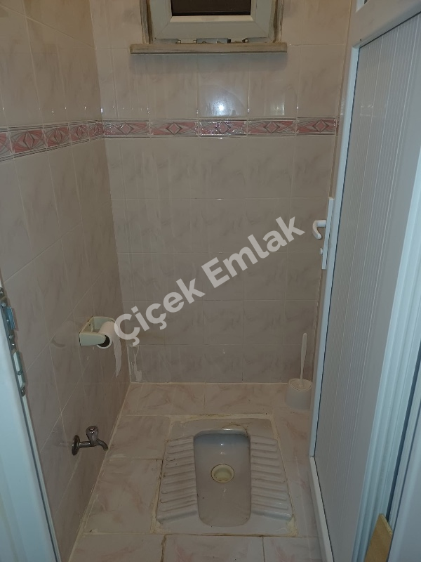 Yeşilpınar'da Metro'ya 5 Dk 90 m2 Balkonlu Kiralık Daire