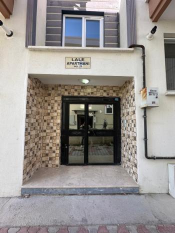 AFYON ÜÇOK EMLAKTAN KANLICA MAH SIFIR AYARINDA 2+1 KİRALIK DAİRE