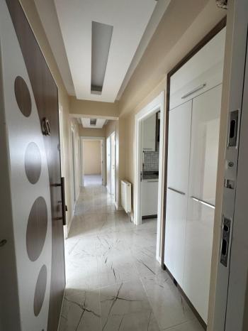 AFYON ÜÇOK EMLAKTAN KANLICA MAH SIFIR AYARINDA 2+1 KİRALIK DAİRE