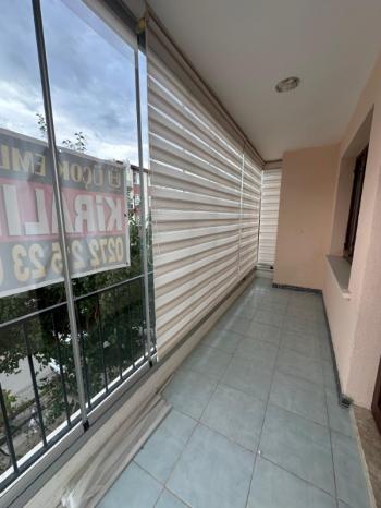 AFYON ÜÇOK EMLAKTAN KANLICA MAH KİRALIK ARAKAT 2+1 TEMİZ BAKIMLI DAİRE