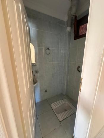 AFYON ÜÇOK EMLAKTAN KANLICA MAH KİRALIK ARAKAT 2+1 TEMİZ BAKIMLI DAİRE