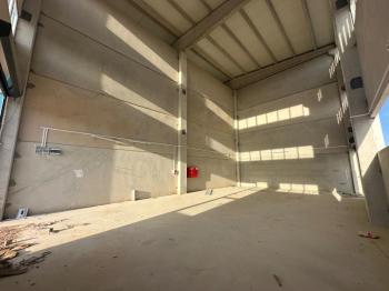 AFYON ÜÇOK EMLAKTAN ANKARAYOLU ÜZERİ SATILIK SIFIR DÜKKAN İŞYERLERİ