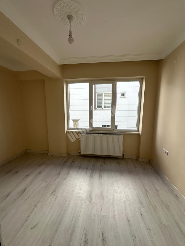 AFYON ÜÇOK EMLAKTAN KANLICA MAH SIFIR AYARINDA 2+1 KİRALIK DAİRE