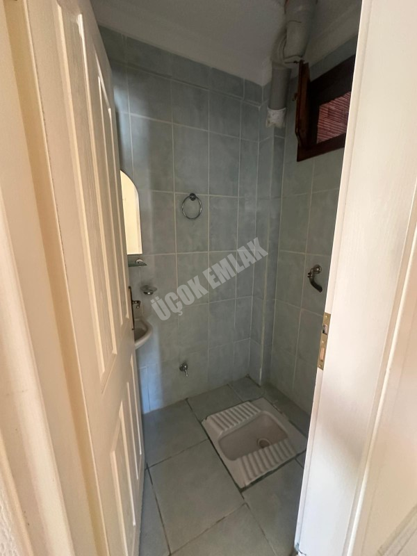 AFYON ÜÇOK EMLAKTAN KANLICA MAH KİRALIK ARAKAT 2+1 TEMİZ BAKIMLI DAİRE