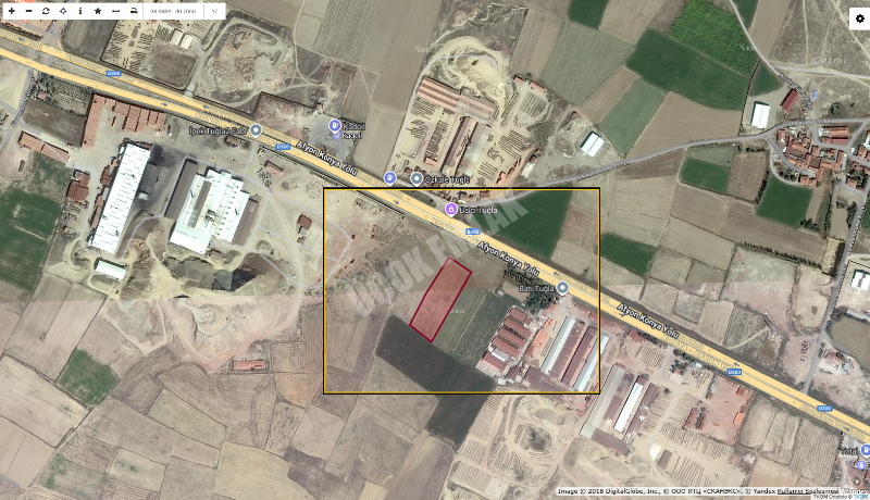 AFYON ÜÇOK EMLAKTAN KONYA YOLU ÜZERİ SATILIK 2925M² TARLA