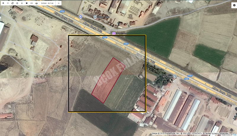 AFYON ÜÇOK EMLAKTAN KONYA YOLU ÜZERİ SATILIK 2925M² TARLA